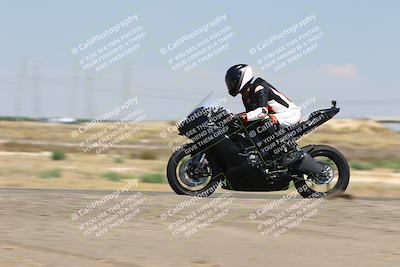 media/Sep-01-2025-Lets Ride (Mon) [[4370d11284]]/B Group/1220pm (Wheelie Bump)/